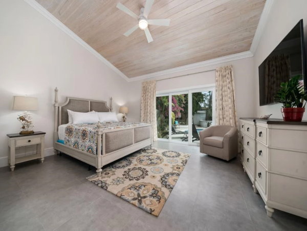 Nassau Luxurious Vacation Rental - Four Bedroom in Paradise